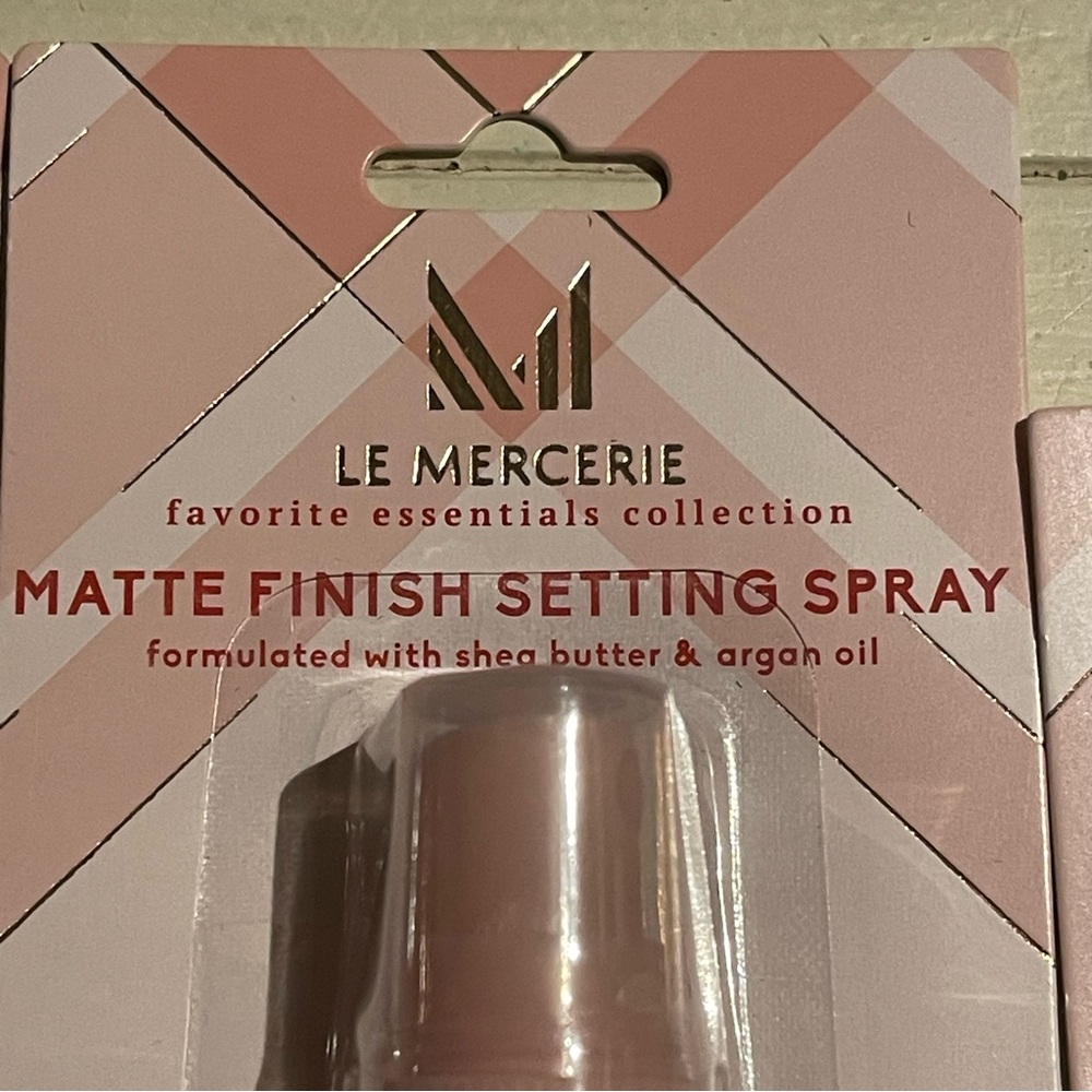 LE Mercerie bundle - Picture 7 of 8